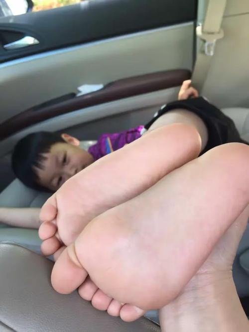 小腳丫變成了大腳丫